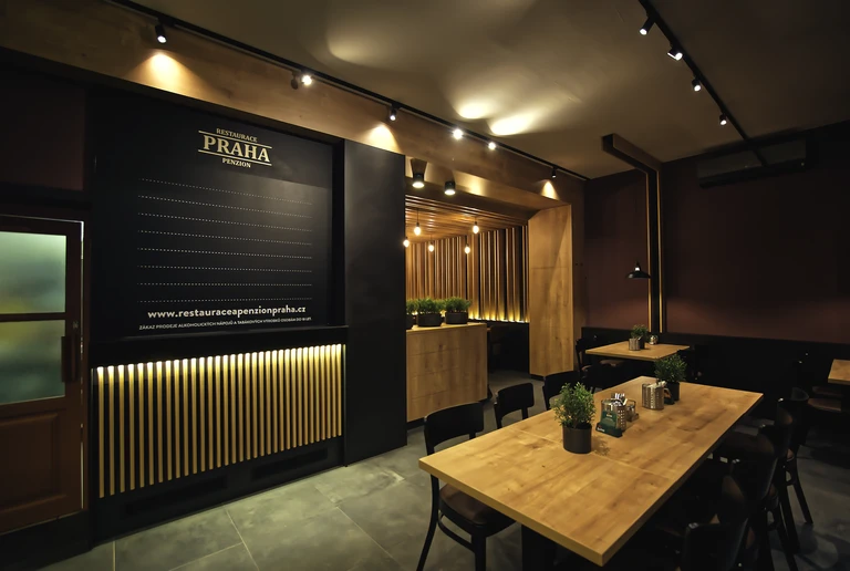 Pension and restaurant in the center of the wine village Dolní Dunajovice